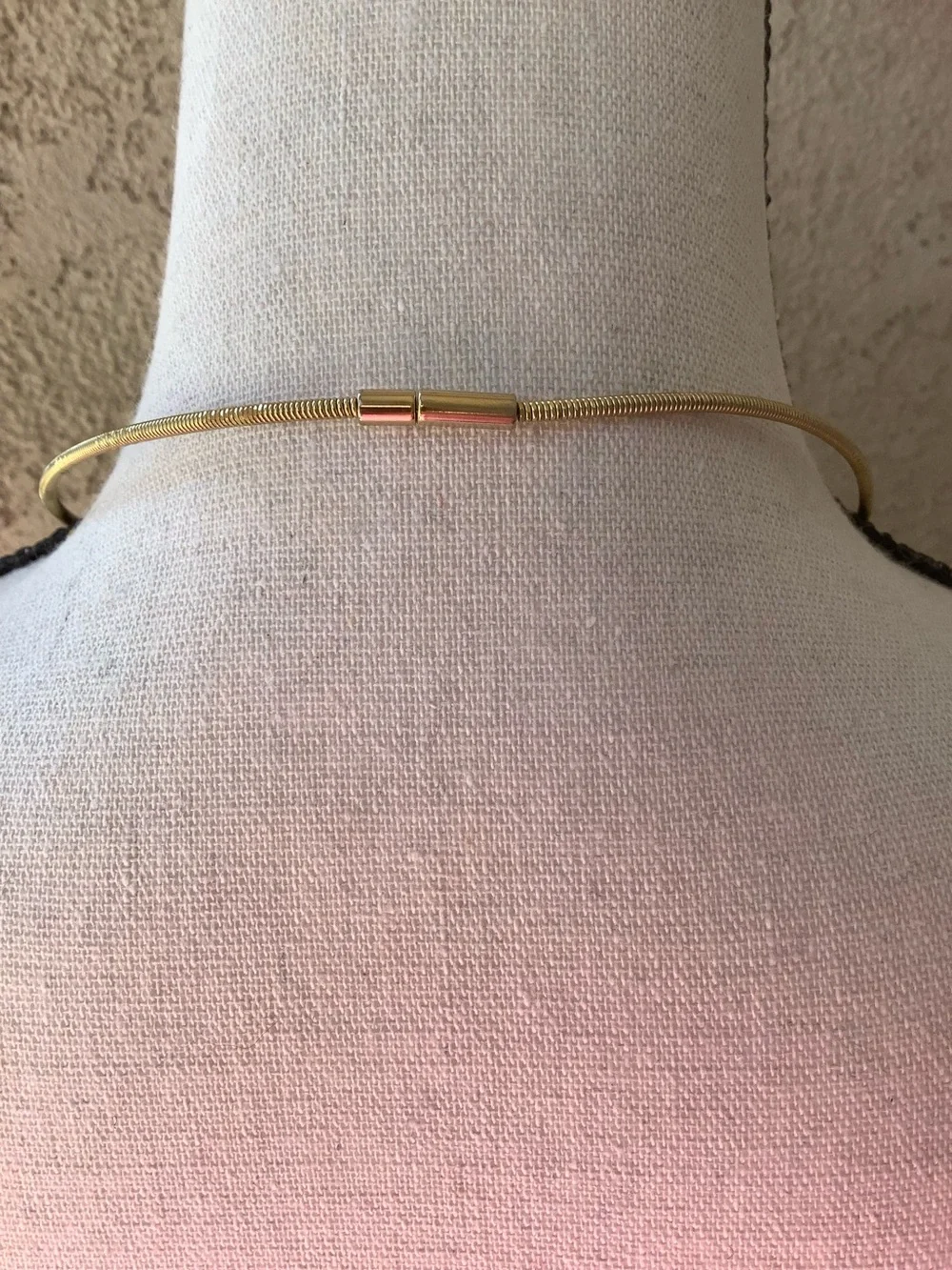 Gold-Tone Frog Pendant 16” Choker / necklace